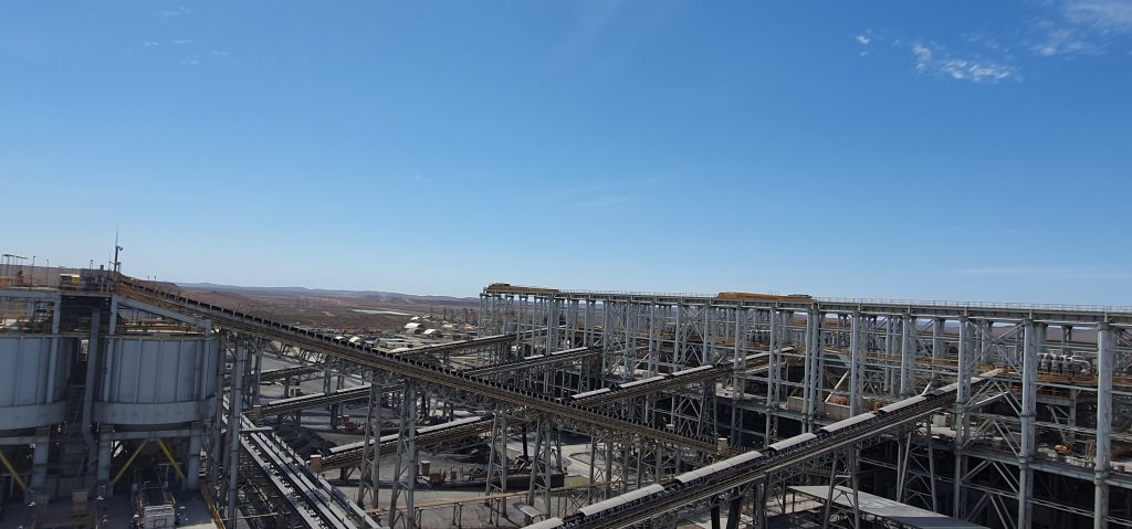 wide view of an iron ore processing plant that boton has installed conveyor belts on